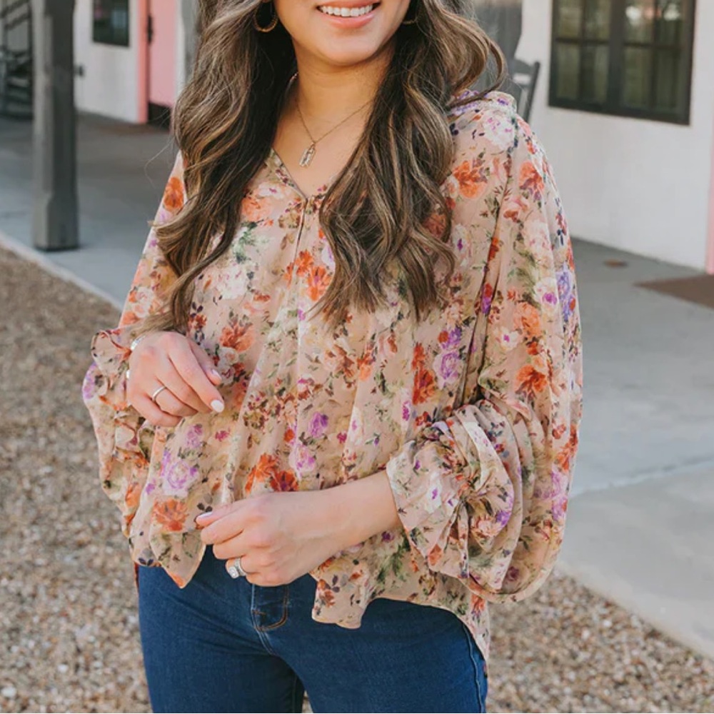 BuddyLove Mandy Long Sleeve Blouse - Vintage - M / Tan / Florals